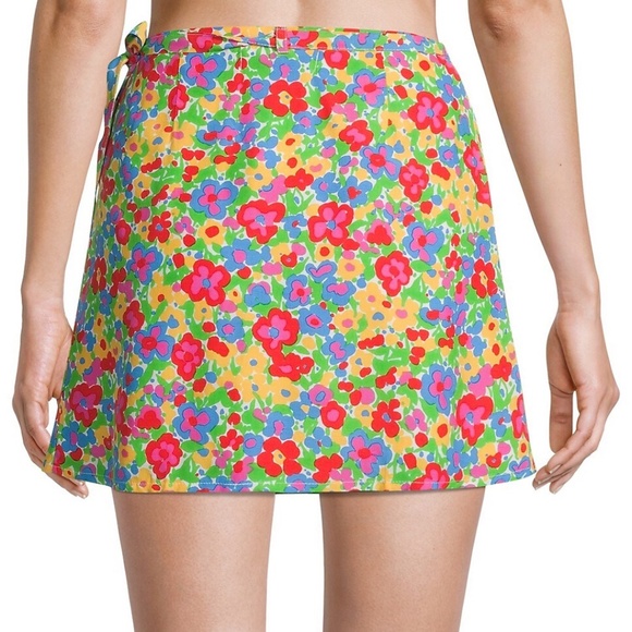 FAITHFULL THE BRAND Size: S Color: La Fortuna Floral Share Lucio Wrap Skirt - Picture 4 of 7